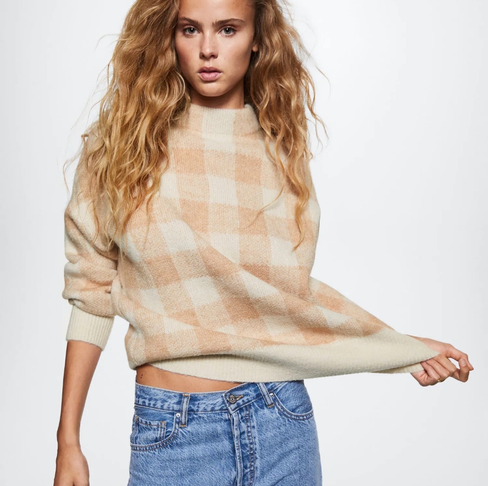 Sweater - Picture 2 of 3